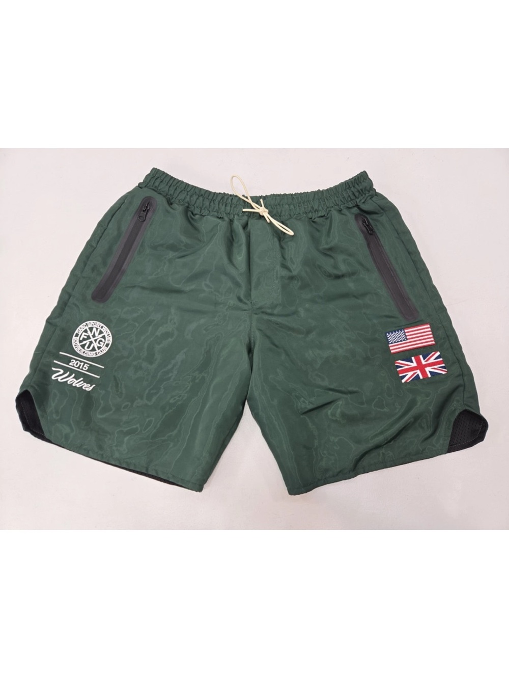 Darc Sport Shorts Solid Wolves Club Limited Edition 7"  Gym Green Size M Mens